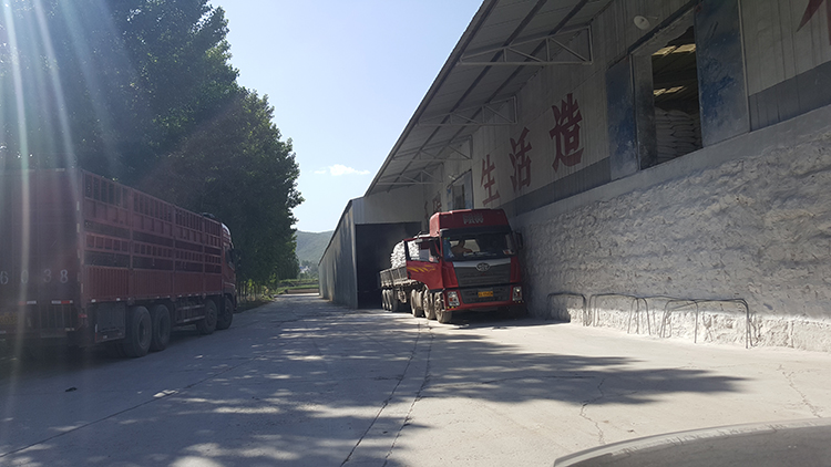 裝車中